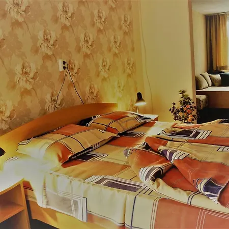 Стаи За Гости Тигъра * Treavna